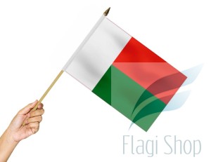 Flaga na patyku Madagaskar 45x30 Flagi Madagaskaru